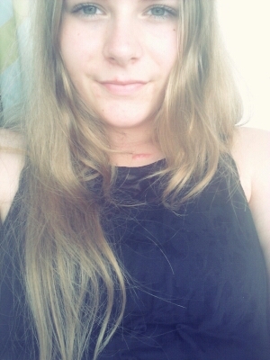 Zohraaaaaa's profile picture. 