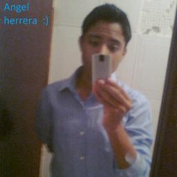 sigueme y te sigo soy buena onda me gusta mucho tocar el piano,me gusta cocinar y amo el futbol *u*