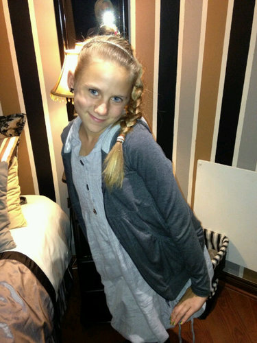 Short,cute,weird,blond you wil like me!!