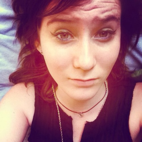 I'm Ari. I'm 16 and I love movies, music, and video games. And Craig Owens is hawt