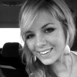 Shantelmg17's profile picture. 