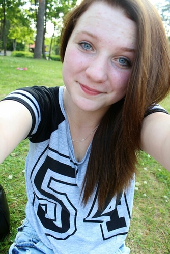 a girl from finland (: ask if you want know something else !