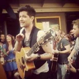 Huge Tea drinker. Massive fan of The Script, The Beatles & Ed Sheeran. Hawaii five-o & The Mentalist. @Thescript_Danny followed 14/04/13
http://t.co/D69kpWOdp6
