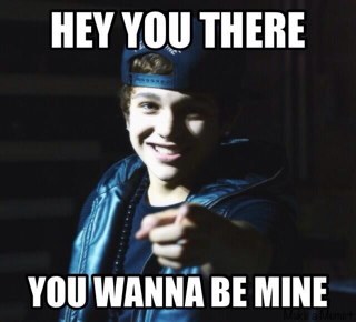 I Am a mahomie for life i give Austin fanmail all the time I Am also a Bieber mostly Mahomie,Austin mahone is cool,cute,handsom,hot,lovely,greatsinger,and good