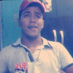 Num: Relacionamento Sério , Chato , Bobo e Leso o resto tente descobrir ;8' https://t.co/l8TZndTS