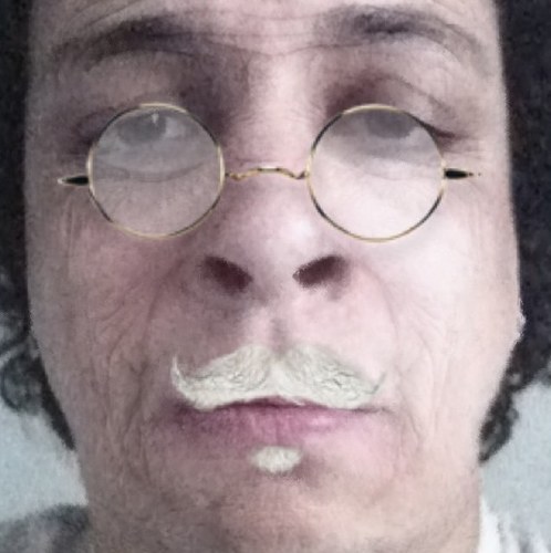 -
Cantor, poeta e compositor -
Primeiro CLIPE: http://t.co/xRR0GbJlnu