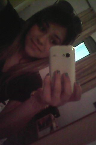 Ser feliz .. :3

:*