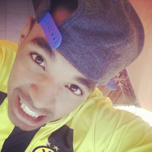 ...* pαlαvrαs iludem , αtitudes provαm ,                      eu sou muito mαis eu =) ! ;x