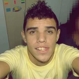 Coisinha de papai na coisinha do mamãe, 9 meses depois nasce eu, ta aqui eu gostoso gostozinho kk.