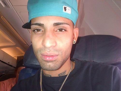 Cuenta creada para publicar frases de todo tipo. Si te identificas dale RT | FANS DE ARCANGEL | Contacto: arcangelinfomas@gmail.com
Around the world ·