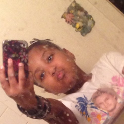 flipfloplove88's profile picture. 