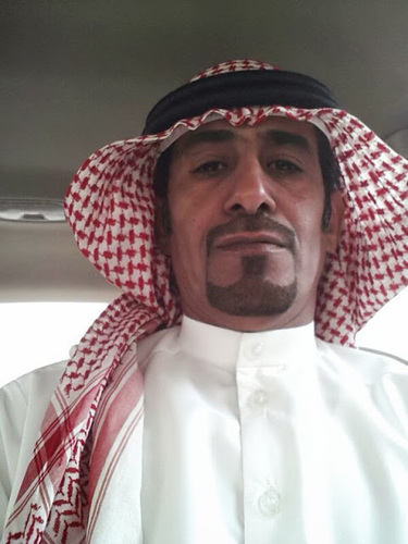 ‏‏‏‏شاعر لا يعنيني الا جمال الحرف / وعذوبة الكلمة/  , ونادي الاتفاق/ومدينتي الجميلة رحيمة.
