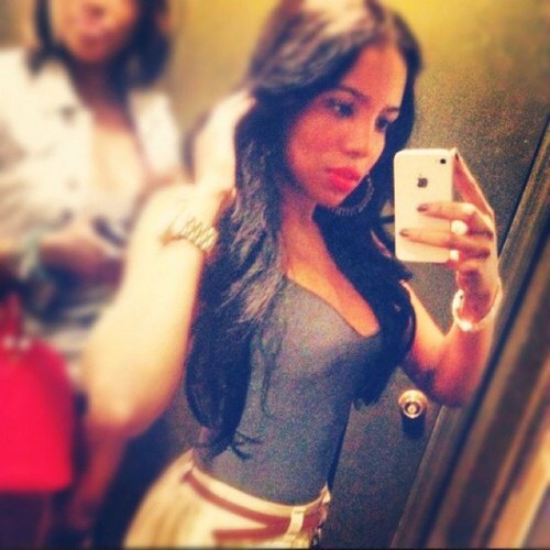 Follow me and follow back- si quieres mi numero pidemelo por Mensaje :)
