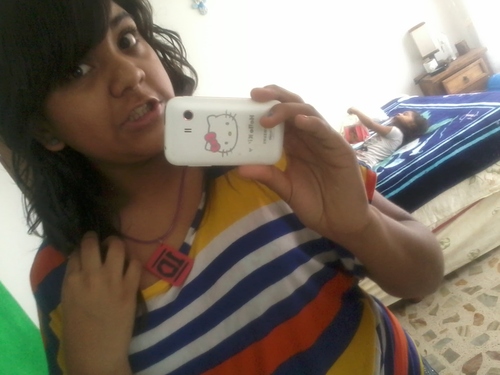 Well, Hello my name Yoali'm directioner Jee, well actually I have little hope of being directioner Take care that is all greetings and hope they follow me.