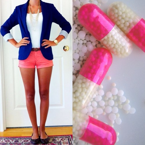 Highly medicated sorority girl. Adderall is the only reason I'm not on academic probation. Biggest adderall suplier on GRΣΣΚ row ✌