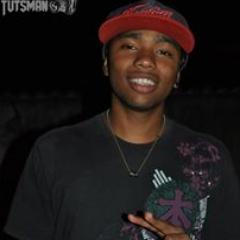 .. O ideal seria que todas as pessoas soubessem amar, o quanto elas sabem fingir..