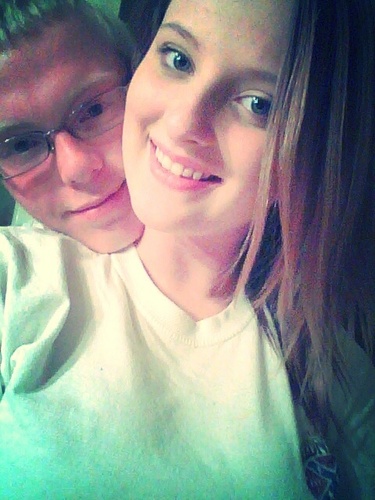 Tha Name is Randa(: I Go to Gibbs High. Junior . Tha Age is 17 && I Love My Wonderful Boyfriend Christian Perkey
