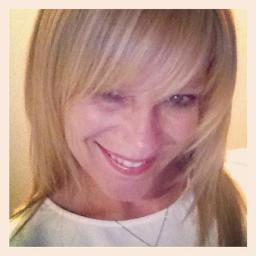 LarisitaCueva's profile picture. 