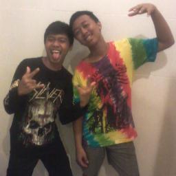 fadjarcadaver's profile picture. JANCOK
(Jangan Anggap Nilai Cintaku Omong Kosong)