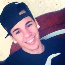 Uns querem opinar sobre sua vida, outros querem lhe dar conceito, não aceito. Já formei minha opinião e a muito tempo construiu o meu conceito.
