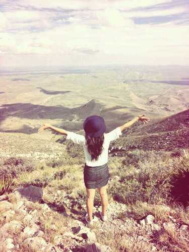 SuyapaSaavedra's profile picture. You are a strikingly beautiful woman and worth more than you can imagine.  Believe this and your life will fall into place.