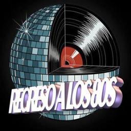 Es una dedicatoria a los grandes exitos de las ultimas decadas, se pretende dar un repaso a lo mejor de los 60s,70s, 80s, 90s, y 00s.