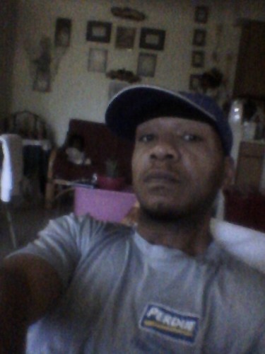 tii_qe's profile picture. I keep it CRIMINAL.