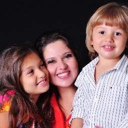 AyssaC's profile picture. 