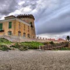 Una de las mejores playas de murcia , lo tiene todo , ven a visitarnos a la torre :)