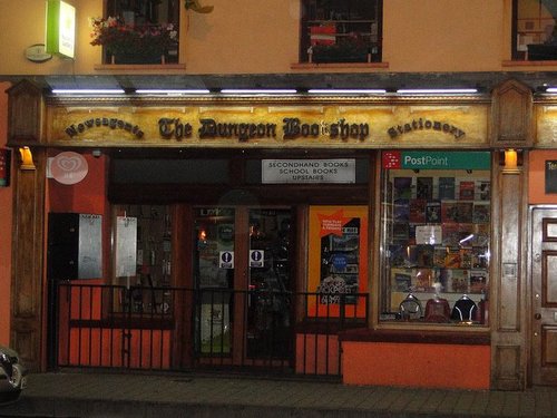 Kerry’s largest second hand bookstore, offering a wide range of services. Stockists of schoolbooks,stationery art supplies also Newsagents.