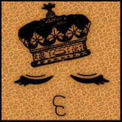 أنْآ سّيئة جدًا حِيَن [ اَغآرّ ] ، قَد أبتسٌم بَهدوءٌ ! وأغّآدِرگَ دونْ / عودّھ !! ‏