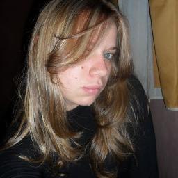 Amo viver intensamente cada momento da minha vida.