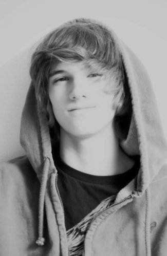 I Love One Direction, Justin Bieber, Austin Mahone and 5SOS.  BoyDirectioner  ஒNão posso mais seguir ninguém ué ஒ, 16, Bruno