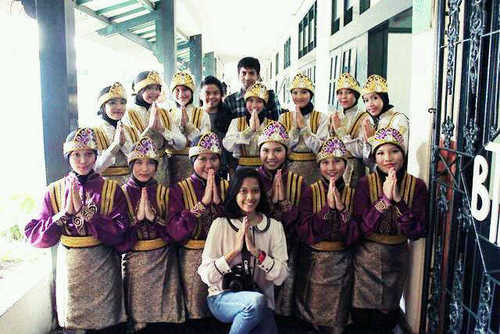 Saman Tradisional Dance~ SMA BINTARA | Tetap menjaga solidaritas yang tinggi♥