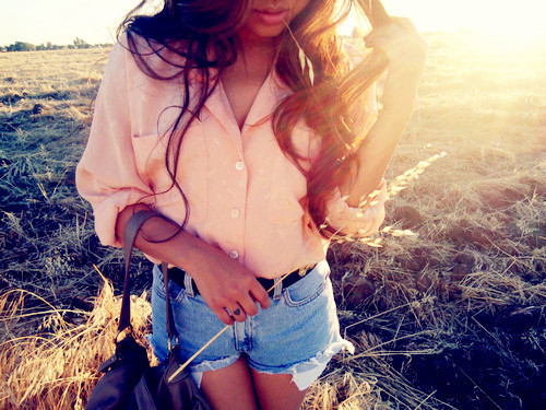 MODA PARA ADOLESCENTES. TODO LO REFERENTE A ELLA. FOLLOW ME SI ERES UNA DE LAS NUESTRAS