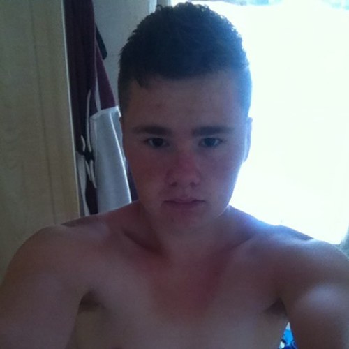 Add me on bbm people pin:27679E2F