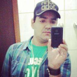 Weslei Queiroz, produtor geral da Rádio FM Cidade 101.9, emissora integrante via satélite à Rede MS de Rádio e Televisão.