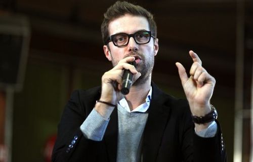 Mehdi Hazgui, sociologue-consultant, formateur agréé et animateur d'évènements publics.