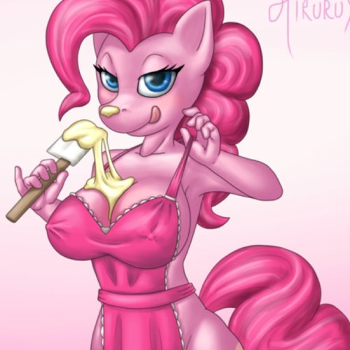 HI!!!! Im PinkiePie! Im a pink Earth Pony! AINT NO PARTY LIKE A PINKIEPIE PARTY!!!!! 'Mane' acc @DuelGirl... *giggles* did yea get it!?