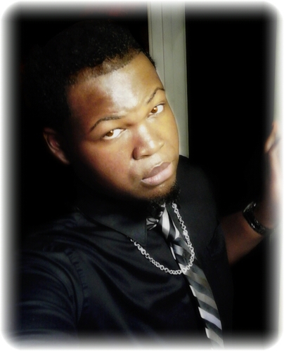 CEO of YMMG. also mang. promoter, artist/songwriter. Trell is an astonishing, versatile rising talent and he is taking entertainment to the next level.