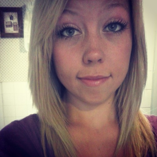 sina_sigurdsson's profile picture. Blonde; crazy; eighteen; senior; fcts; music; friends; follow me suckaah ;)