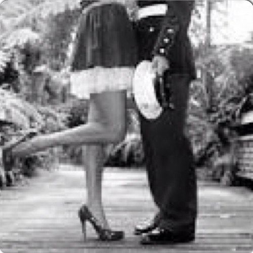 19. Inlove with my Husband❤ getting through college and trying to be strong. Cali girl #USMCMilSo #oorah