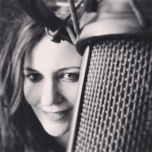 Angela_Pear's profile picture. Film lecturer by day. Radio presenter and producer at @allfm by night. Every Wednesday 5-7 - 96.9.