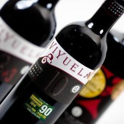 Importamos y distribuimos vinos europeos en América Latina. Nous sommes importateur et distribuiteur des vins européens en Amérique Latine