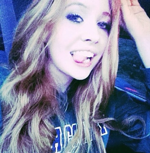ιғ yoυ can'т вe мy sυρεямαη i'll be my own  sυρεянεяσ