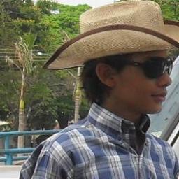Um dia ela me disse..ou eu ou o rodeio.. Sinto saudads dela...