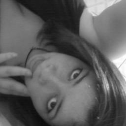 Geminiana,Loucamente apaixonada pelo @LucasnaRede_,Admiradora do Alexandre Pato,paulistana,Corinthiana e afim de ser feliz...Dona do FC :@meuviciolucasm