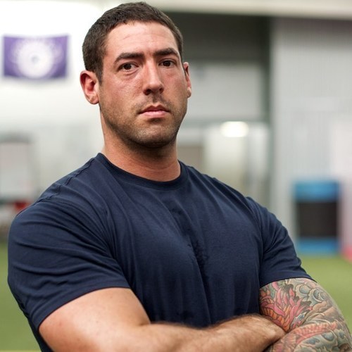 I own Advantage Fitness, a funky new gym in Berkshire. I have an amazing team. We train you, treat injury and guide you in becoming the best version of you.