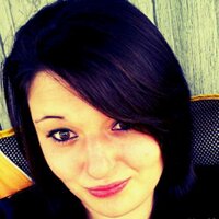 April Fortner - @April_Lynn93 Twitter Profile Photo