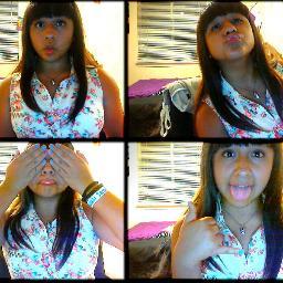 Fooollow ._. 
Name Is Ameris , Blue , Justin Bieber , Single , Softball , Is That Enought Information For You To Click That Button ?